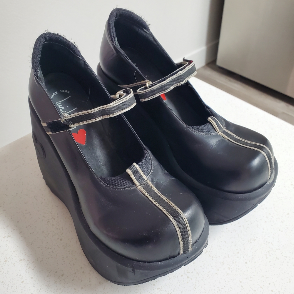 Luichiny Black Platform Shoes with Chunky Sole and Mary Jane Strap